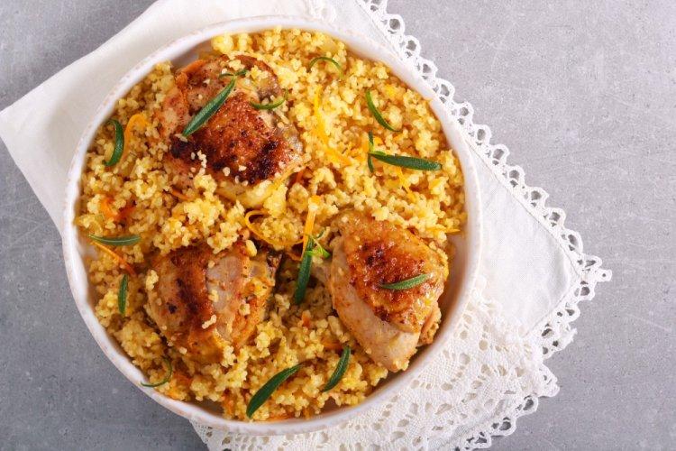 Healthy Chicken Thighs with Bulgur and Dried Apricots