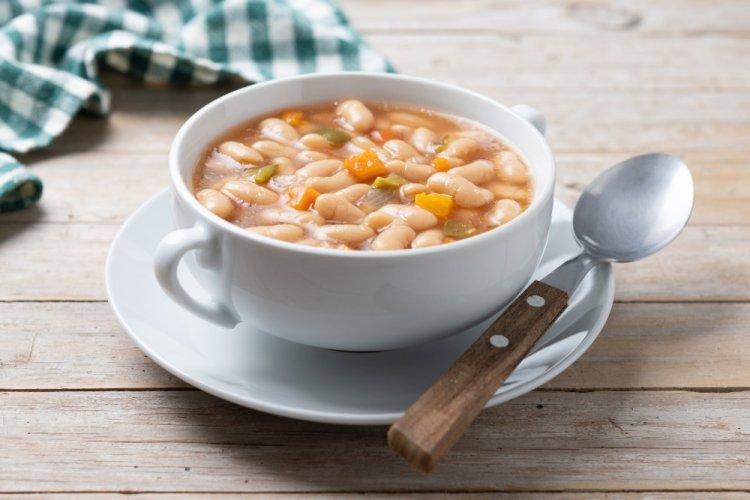 Healthy Celery and Bean Soup