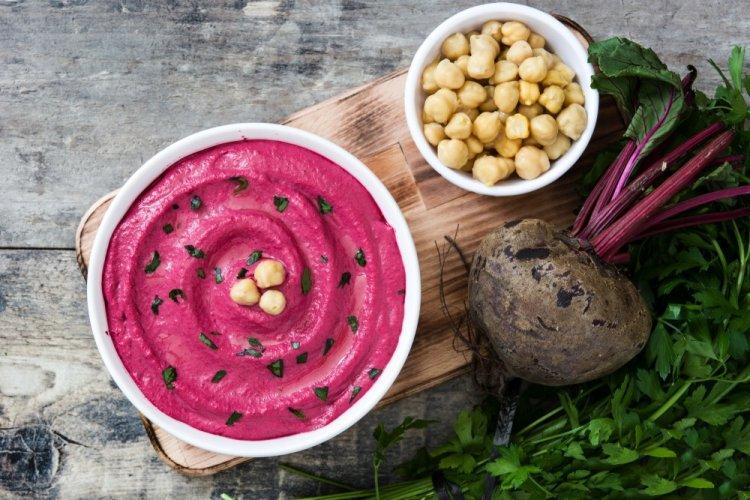 Beetroot Healthy Hummus