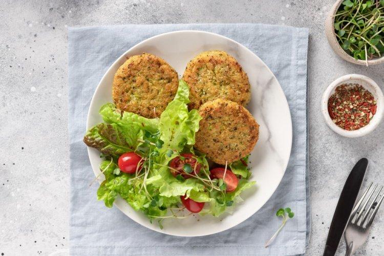 Healthy Broccoli and Oat Patties