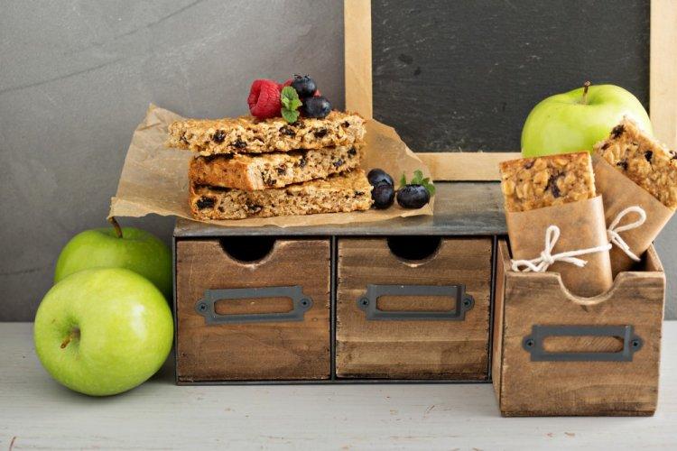 Apple Granola Bars