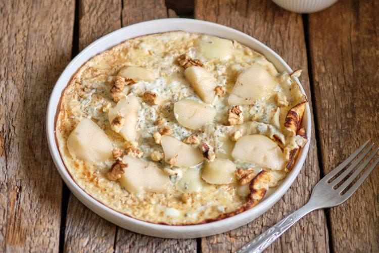 Roti Flatbread with Pear and Cheese