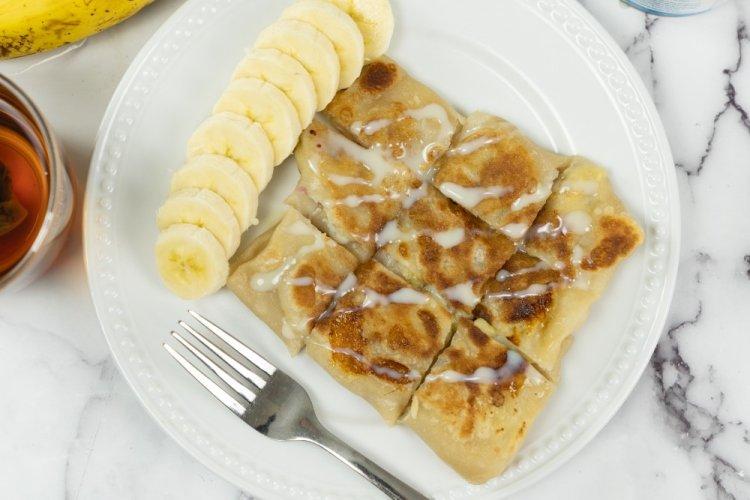 Sweet Roti Roll with Banana and Chocolate