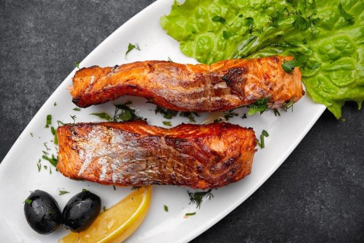 Chum Salmon in Soy-Honey Marinade on the Grill