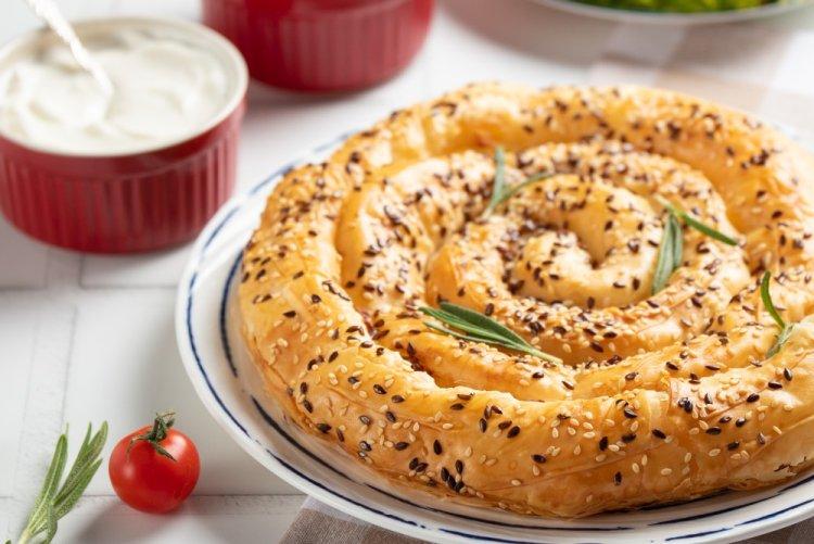 Roti Flatbread Snail with Cottage Cheese in an Air Fryer