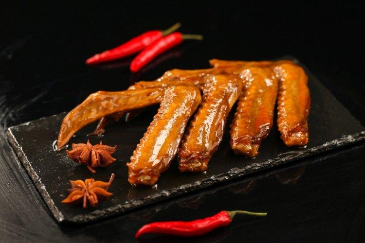 Duck Wings in Balsamic Glaze in the Oven