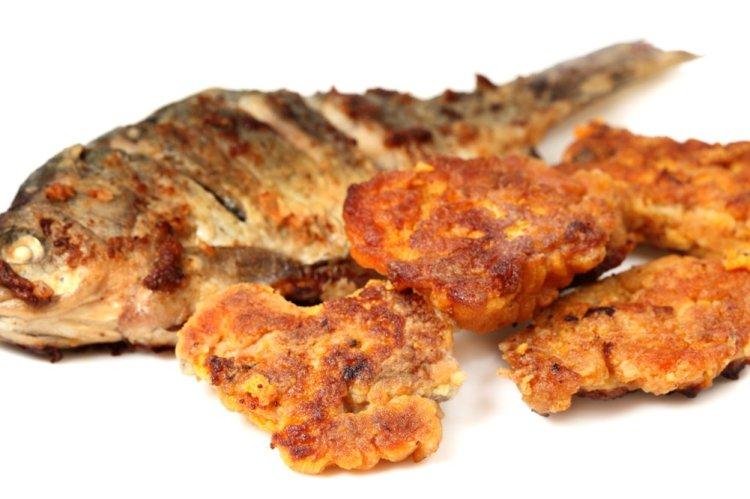 Huevas de carpa fritas en sartén