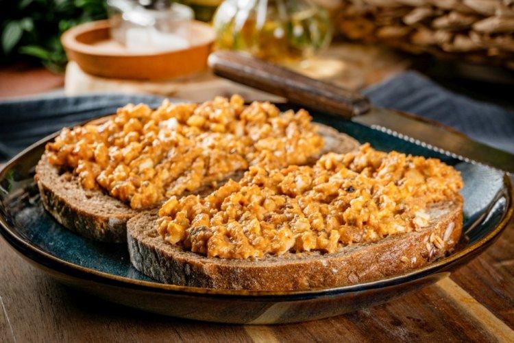 Paté de espadines y zanahoria para sándwiches