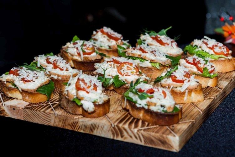 Caesar Bruschetta with Fried Chicken