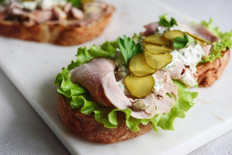 Sandwiches with Roast Pork, Horseradish, and Black Bread