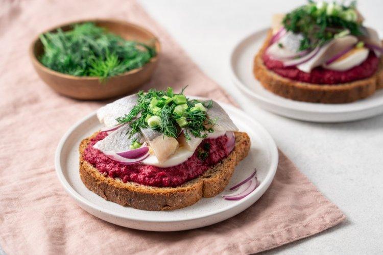 Sandwiches with Herring, Beets, and Black Bread