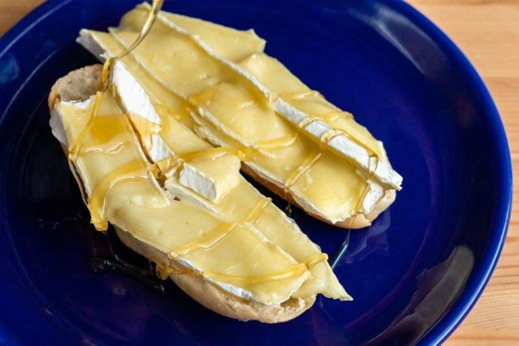 Brie, Butter, and Nut Sandwiches