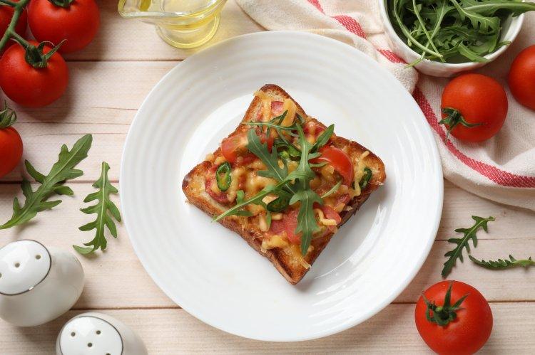 8 Quick Air Fryer Sausage and Cheese Sandwich Recipes