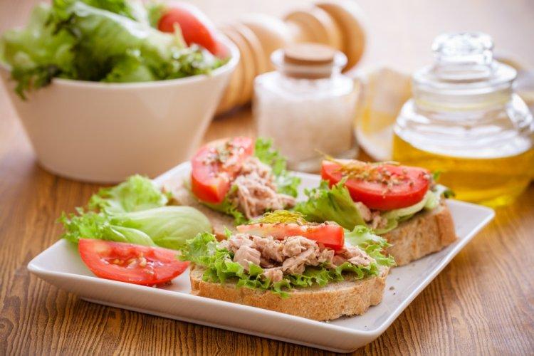 Tuna, Egg, and Tomato Sandwiches