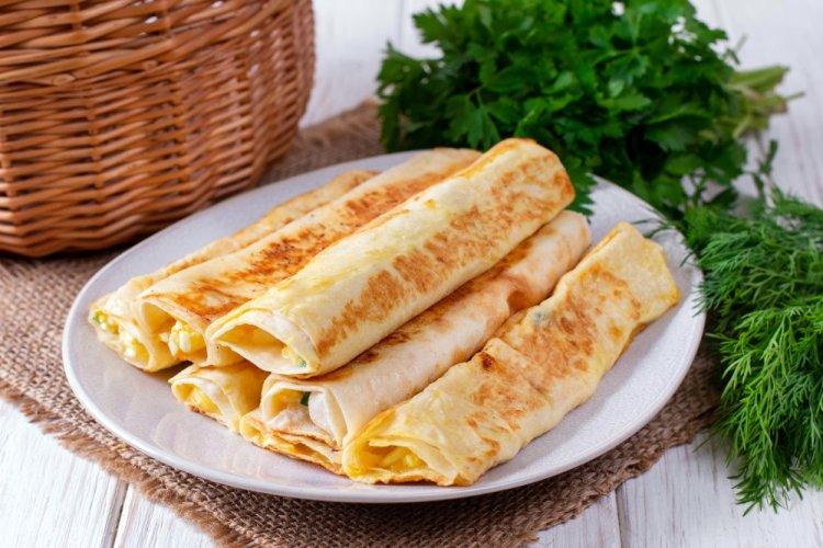 Sausages in Lavash with Mashed Potatoes