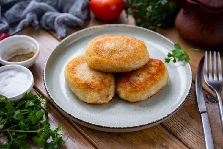 Potato Patties with Walnuts