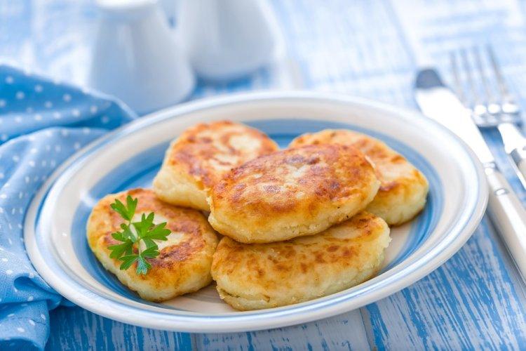 Potato Patties with Cottage Cheese, Baked in the Oven