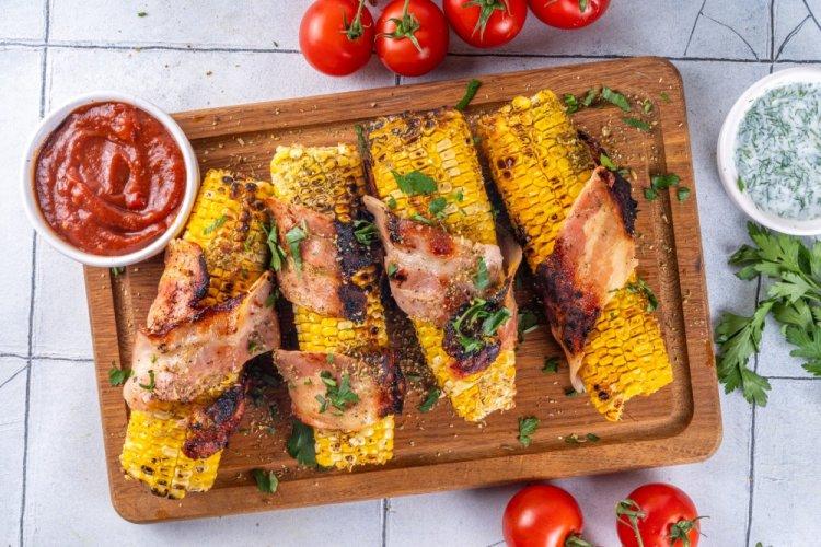 Grilled Corn Wrapped in Bacon