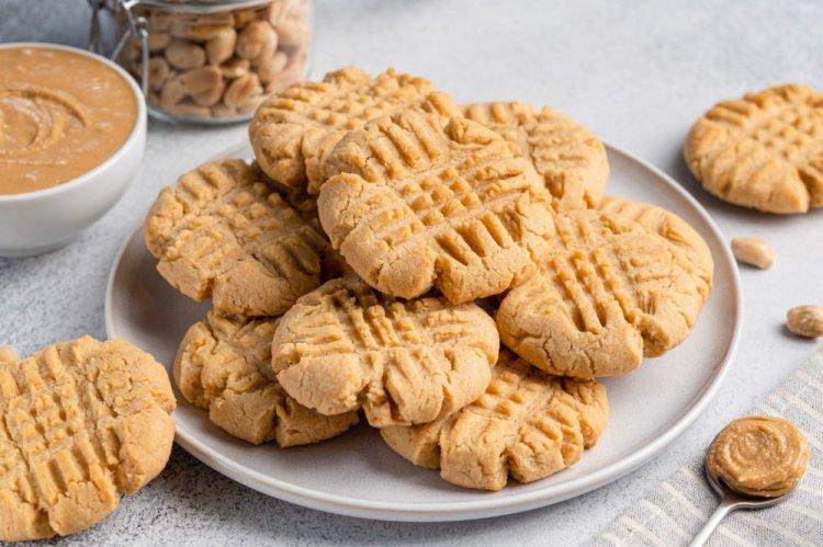 Peanut Butter Cookies with Butter
