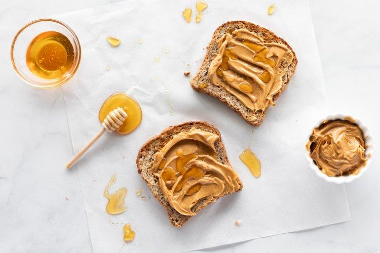 Peanut Butter and Honey Sandwiches