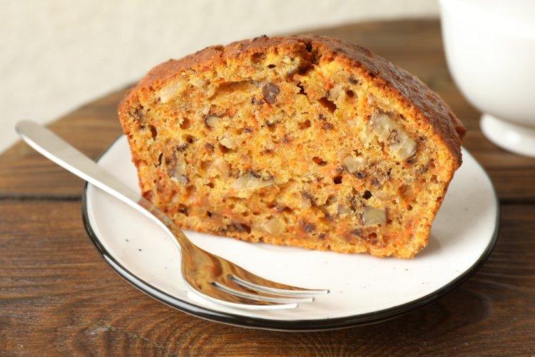 Spiced Carrot Cake with Walnuts