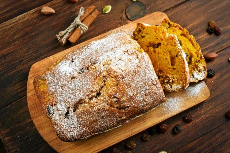Apple and Carrot Cake with Walnuts