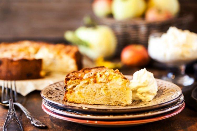 Healthy Eating Pie with Cottage Cheese and Apples