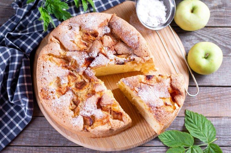 6 Charlotte Recipes with Cottage Cheese and Apples That Are Easy to Recreate