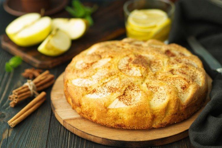 Charlotte con manzanas y requesón al horno