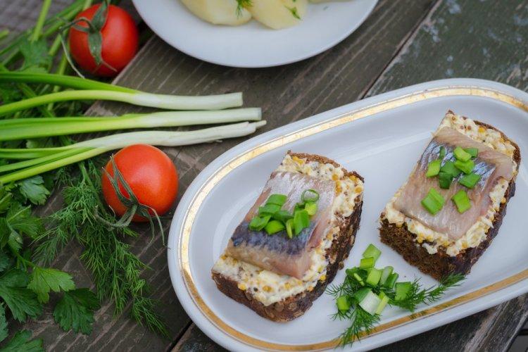 Black Bread Sandwiches with Herring and Processed Cheese