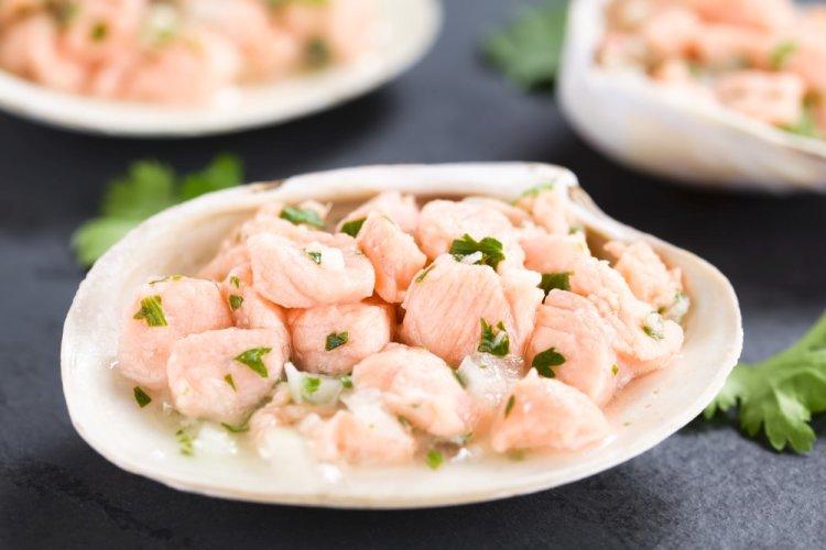 Pink Salmon Fillet Ceviche with Red Onion