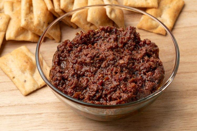 Tapenade de aceitunas y tomates secos