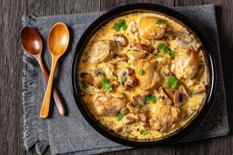 Poitrine de poulet à la sauce aux champignons