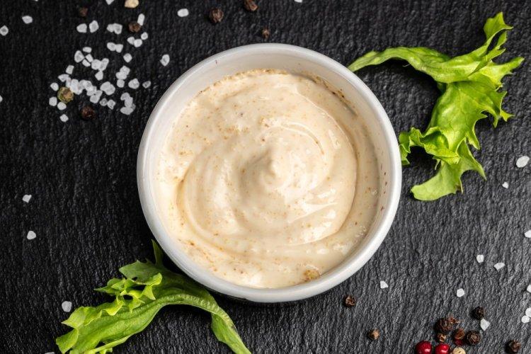 Classic Creamy Garlic Sauce