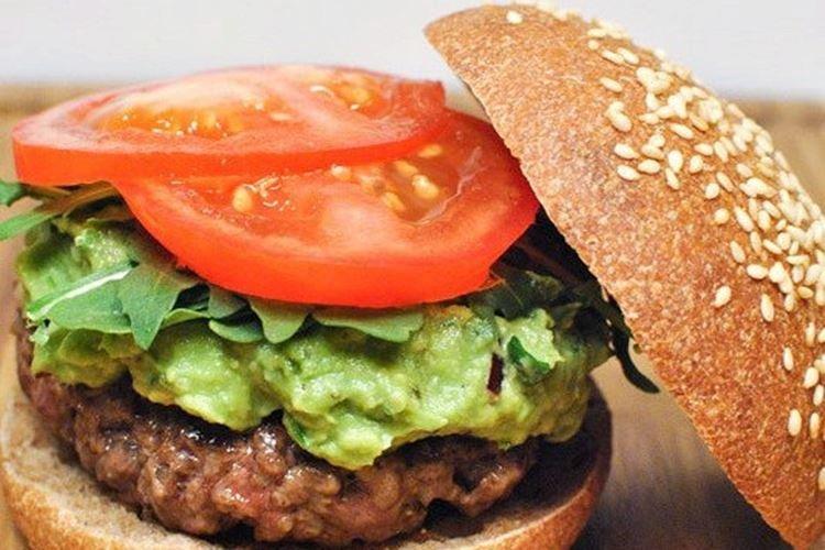 Burger with Guacamole - Recipe for Making at Home