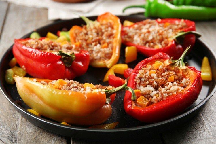 Pimientos rellenos - Recetas de platos calientes para cumpleaños