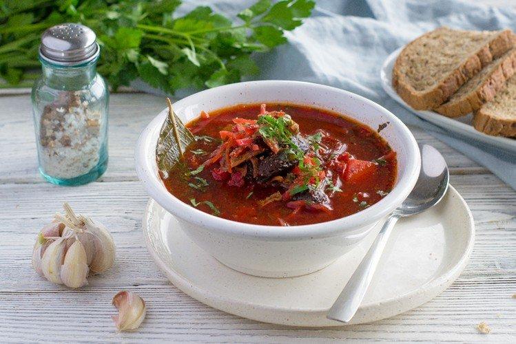 Borscht con boletus - recetas