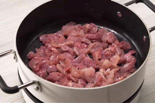 Sopa de champiñones y pollo - receta paso a paso