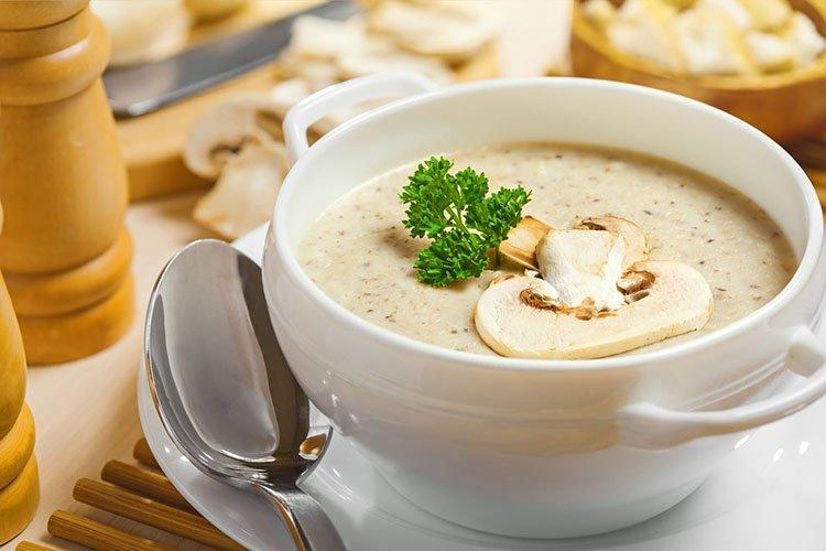 Sopa de champiñones y judías - recetas