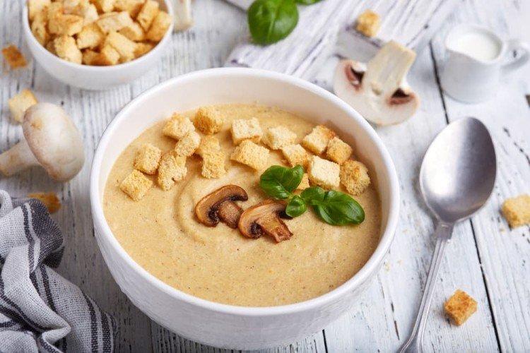 Mushroom Cream Soup with Celery - Recipes