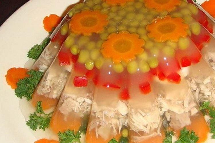 Chicken Aspic with Bell Pepper and Leek - Recipes