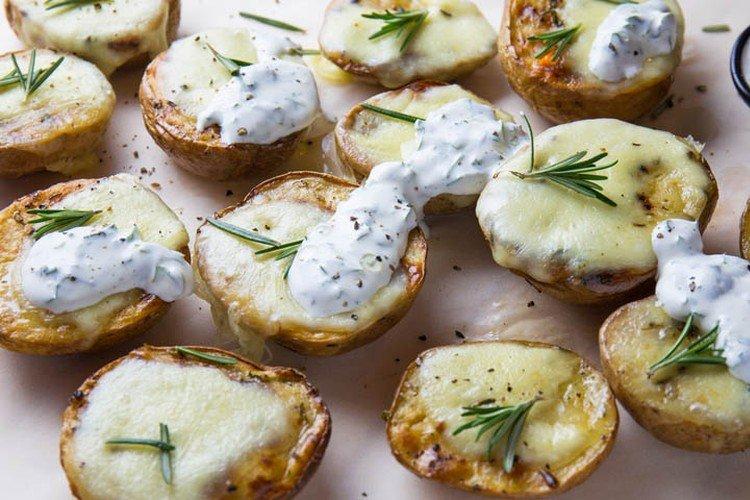 Patatas con pimentón y mozzarella - Recetas de patatas para Año Nuevo