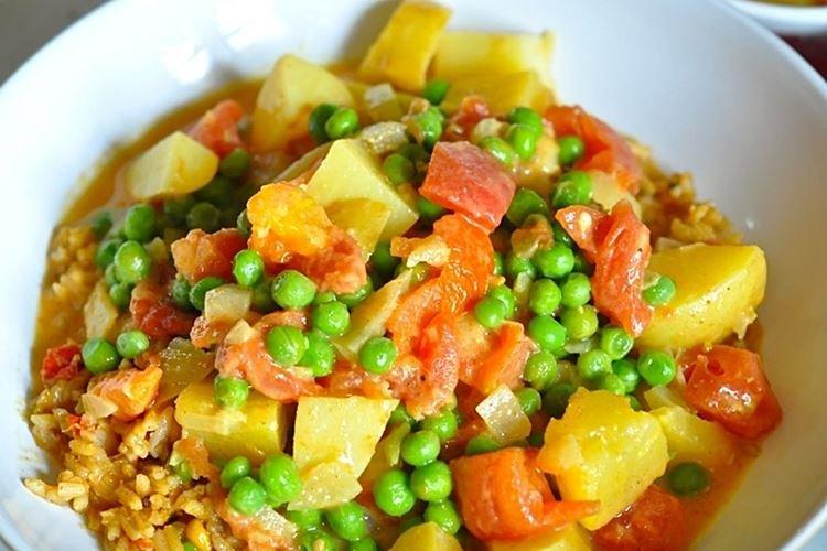 Estofado de verduras con guisantes verdes - recetas