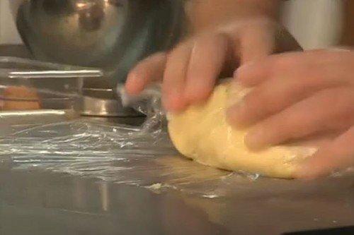 Masa quebrada en batidora o robot de cocina - receta paso a paso