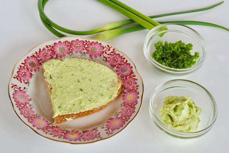 Mantequilla de ajo - Cómo cocinar tallos de ajo de forma rápida y deliciosa