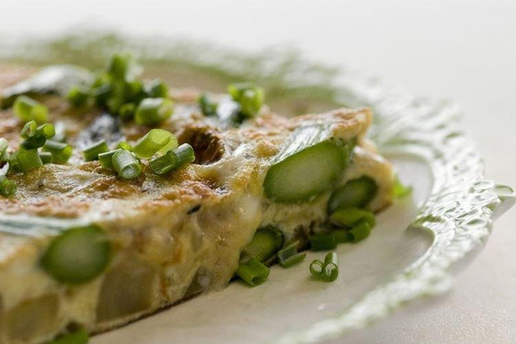 Tortilla de ajo - Cómo cocinar tallos de ajo de forma rápida y deliciosa