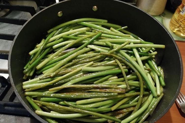 Tallos fritos - Cómo cocinar tallos de ajo de forma rápida y deliciosa