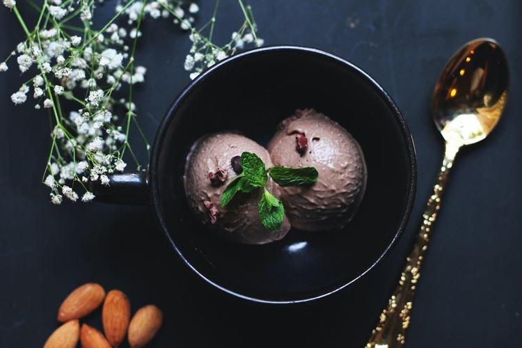 Coffee Ice Cream - Recipes to Make at Home