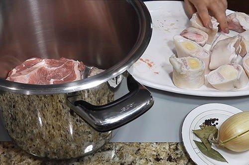 Cómo cocinar aspic - receta clásica paso a paso