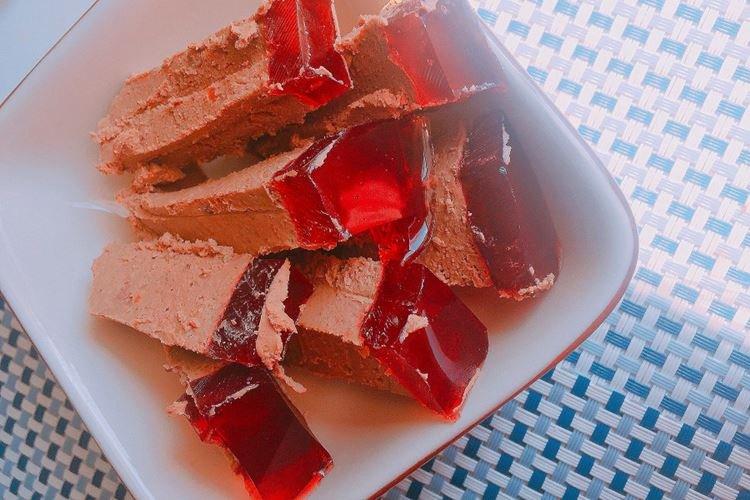 Pâté with Pomegranate Jelly - How to Cook Chicken Liver
